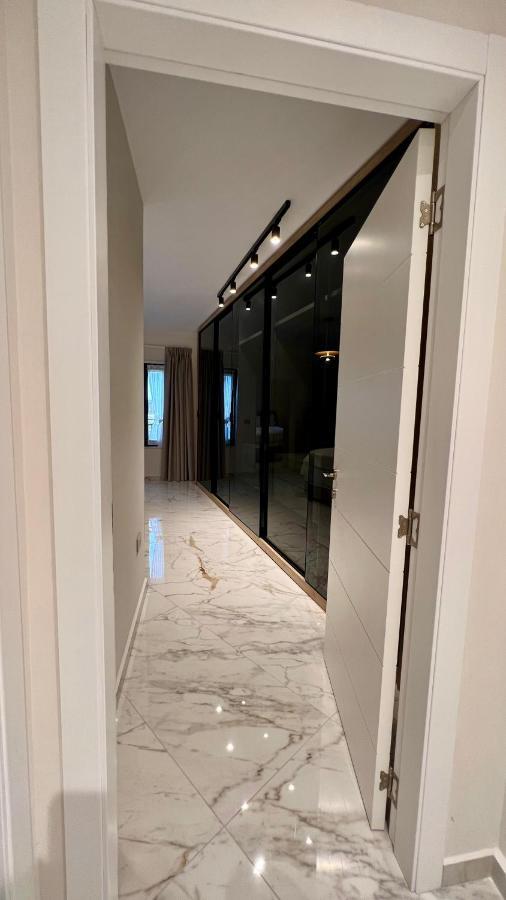 Zeus Tirana Suite Deluxe Dış mekan fotoğraf